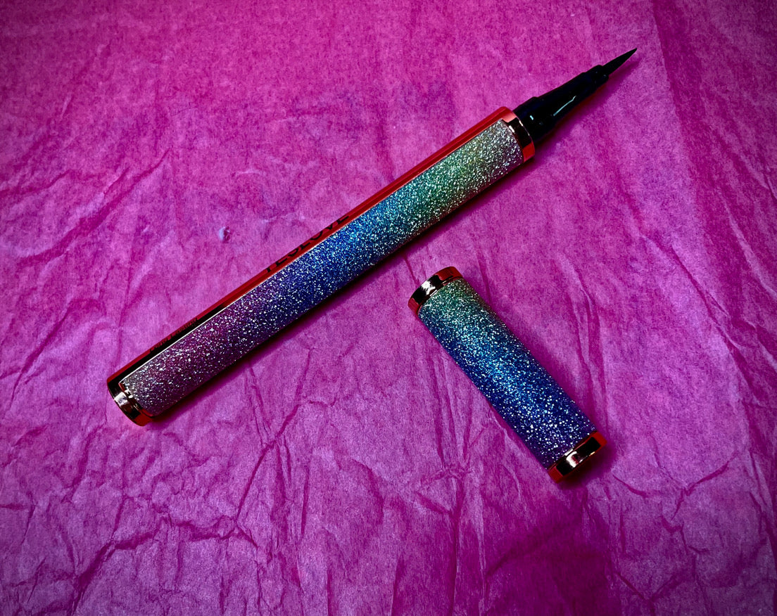 Eye liner